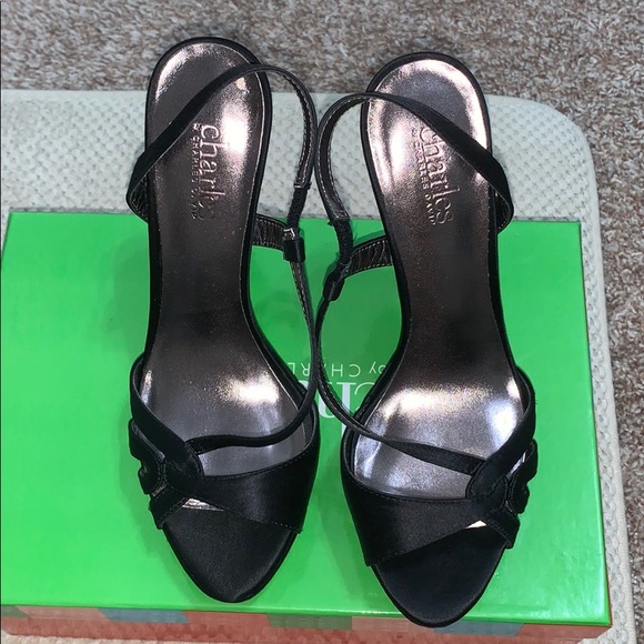 7 M 4” Charles David Strap black satin pumps - Picture 1 of 9